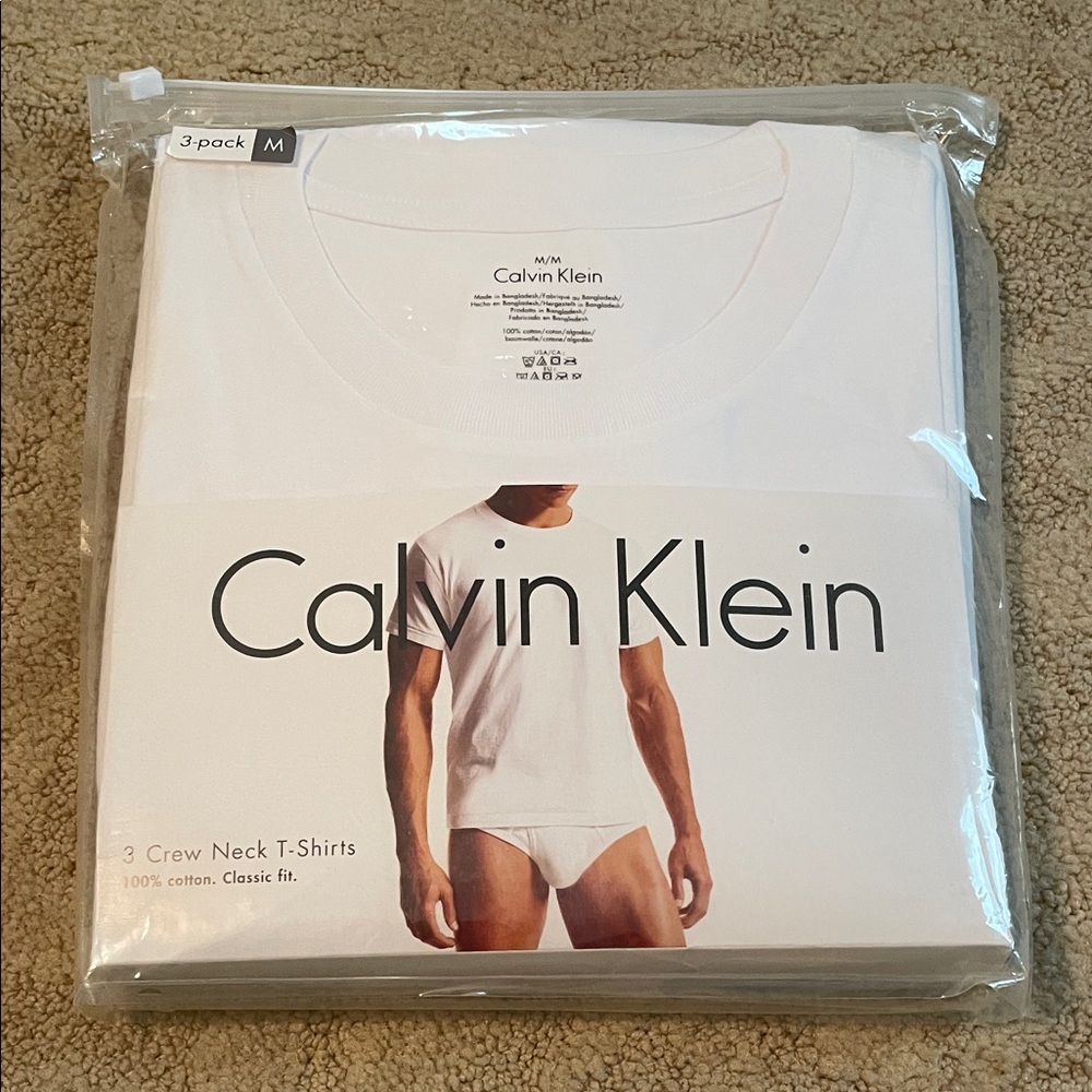 🤍New w/tags Calvin Klein 3-Pack White Crew Neck T-Shirts🤍